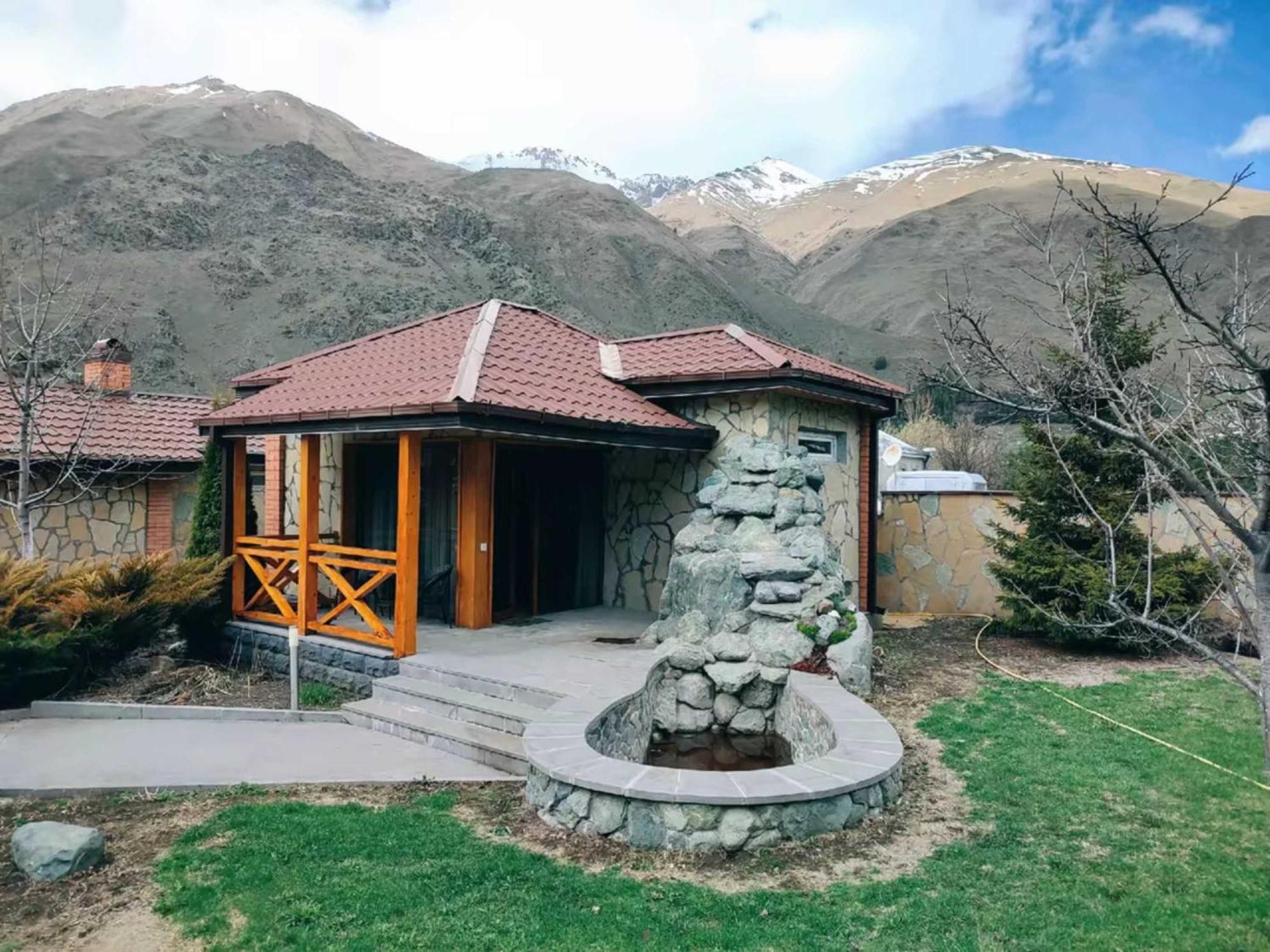 Vardisubani Villa Stepantsminda Exterior foto