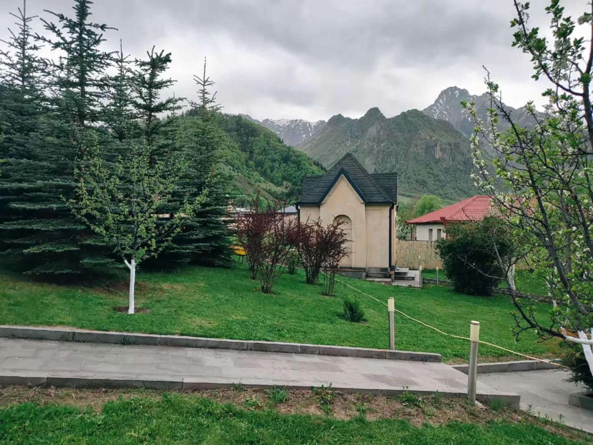 Vardisubani Villa Stepantsminda Exterior foto